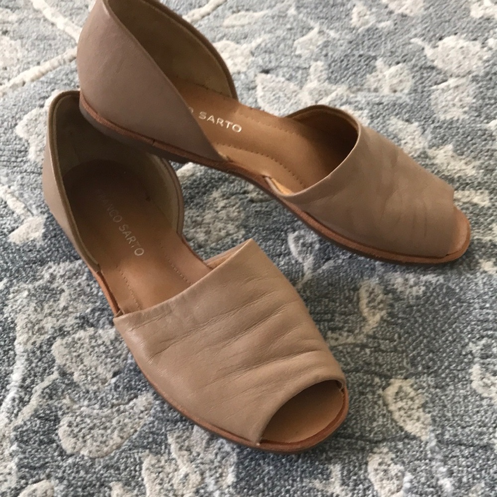 Leather sandals